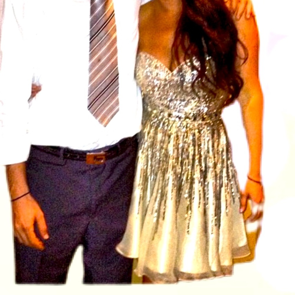 Sherri Hill size 4 gold/silver sparkle strapless dress, only worn once